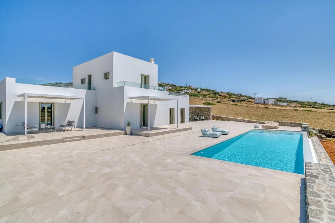 Villa in Paros, Aegean, Greece 2 - 14232131