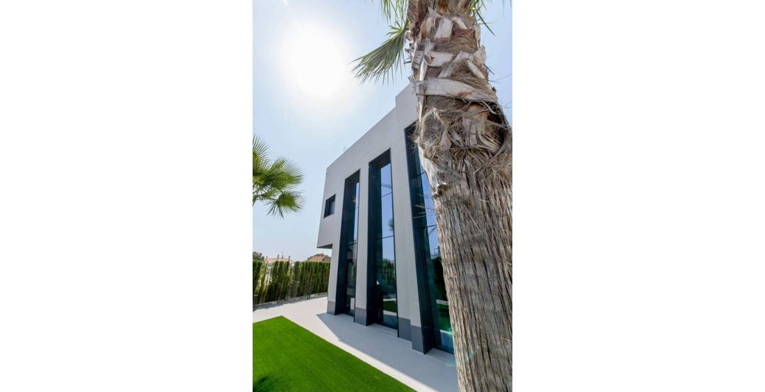 Chalet in Dehesa de Campoamor, Orihuela, Valencian Community 5 - 14233748