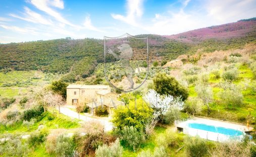 Country House in Centro, Cortona, Tuscany 1
