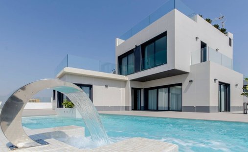 Chalet in Dehesa de Campoamor, Orihuela, Land Valencia 1