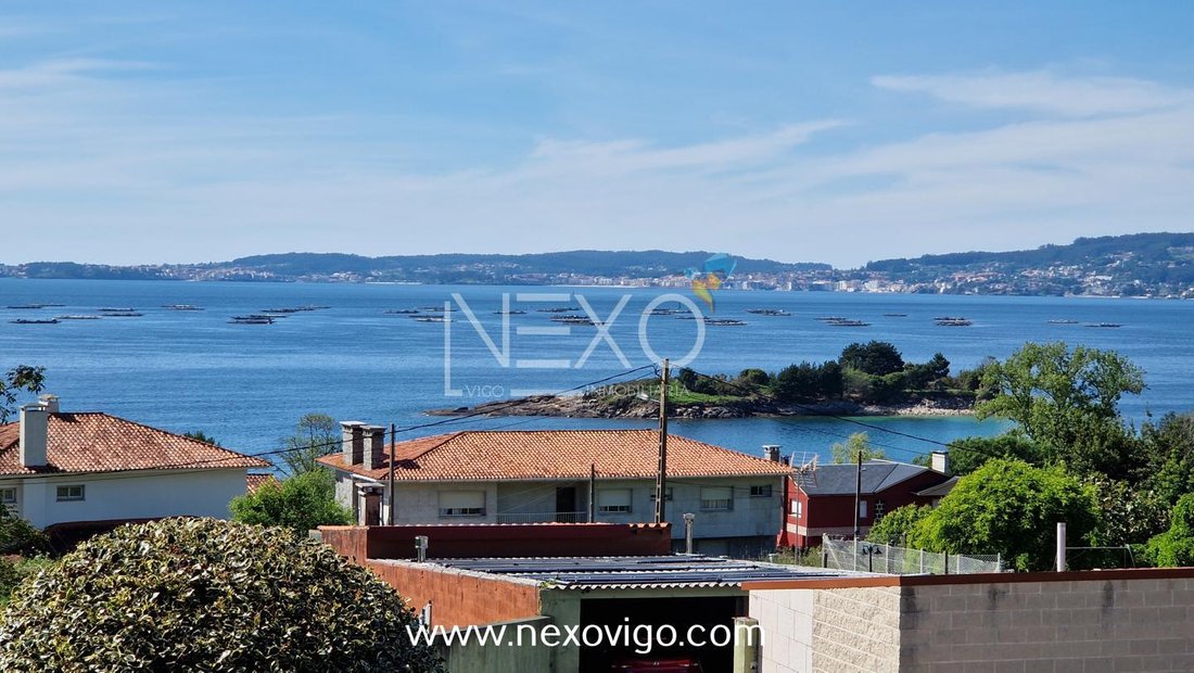 Villa in Ardan, Marin, Spain 3 - 14235013