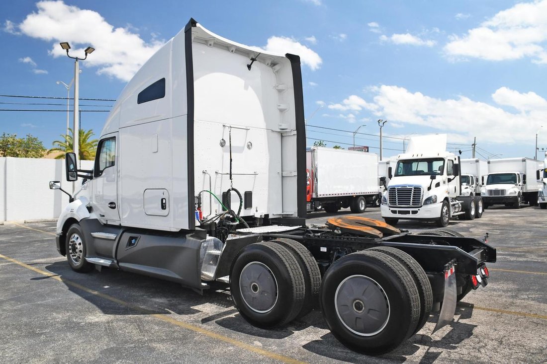 Kenworth T In Miami Fl United States For Sale