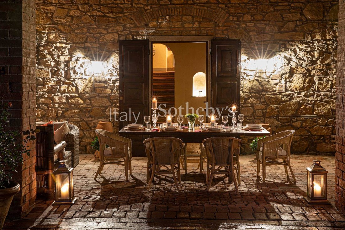House in L'Ugolino, Impruneta, Tuscany 4 - 13137445