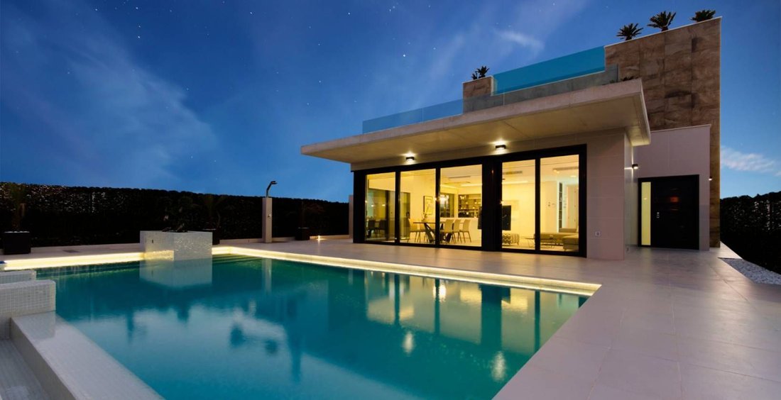 Chalet in Orihuela, Valencian Community, Spain 1 - 14233754