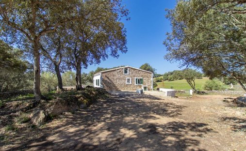 Landhaus in Es Mercadal, Balearische Inseln, Spanien 1