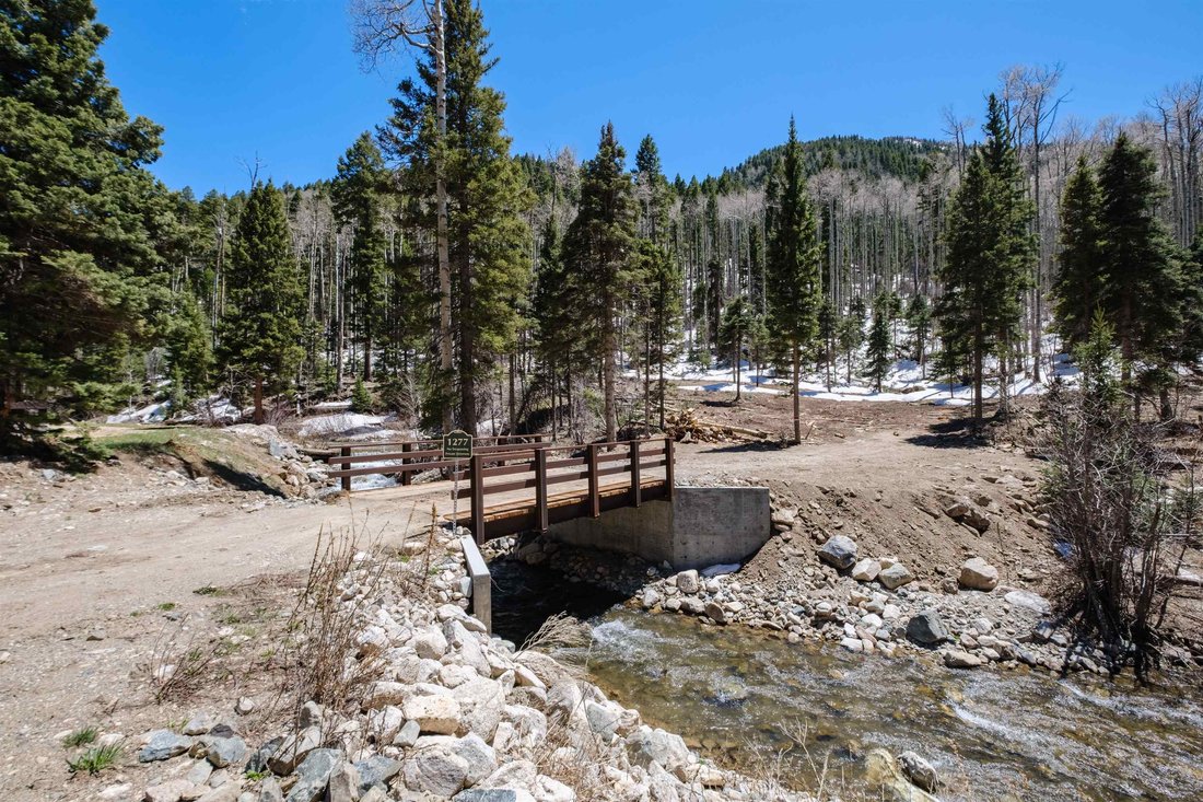 Taos Ski Valley, New Mexico, United States 1 - 14233168