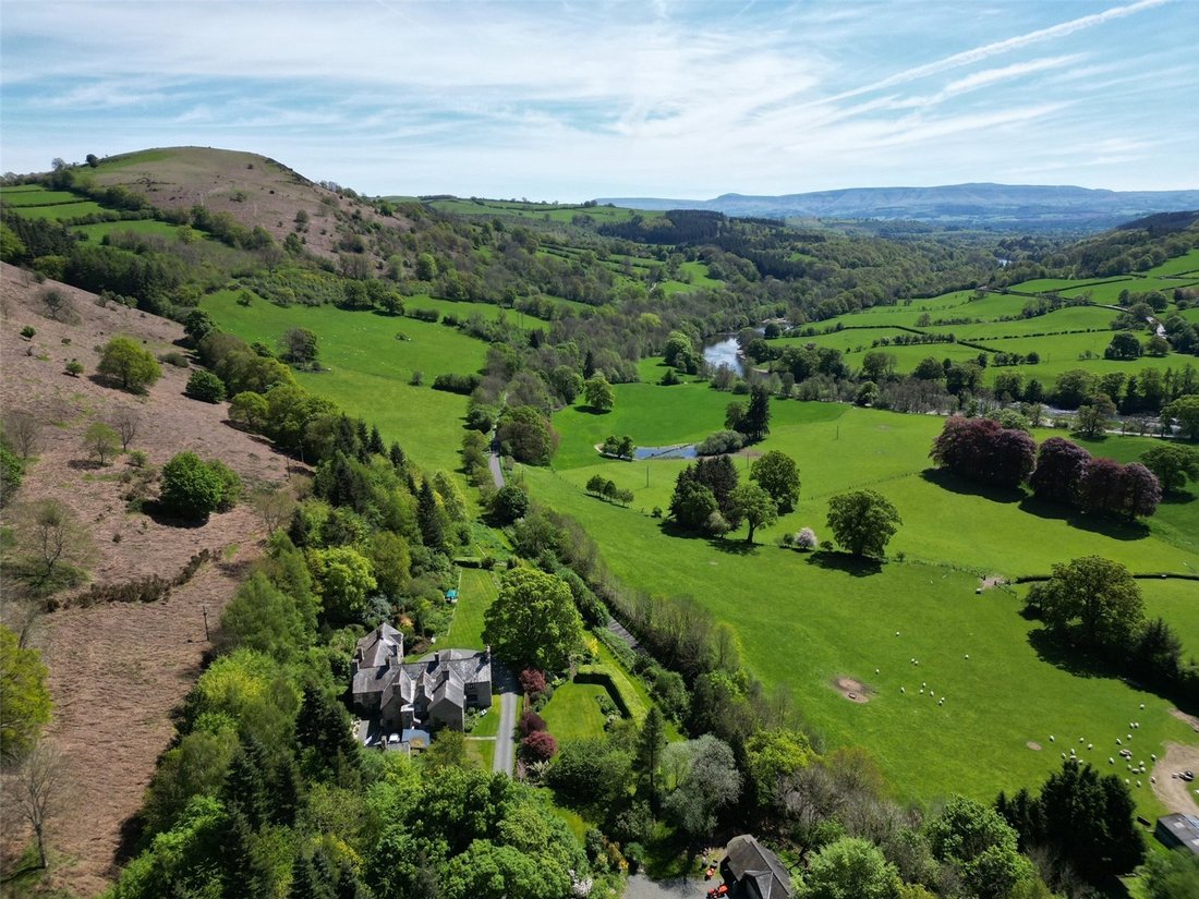 7 Bedroom Detached House For Sale In In Builth Wells, Wales, United