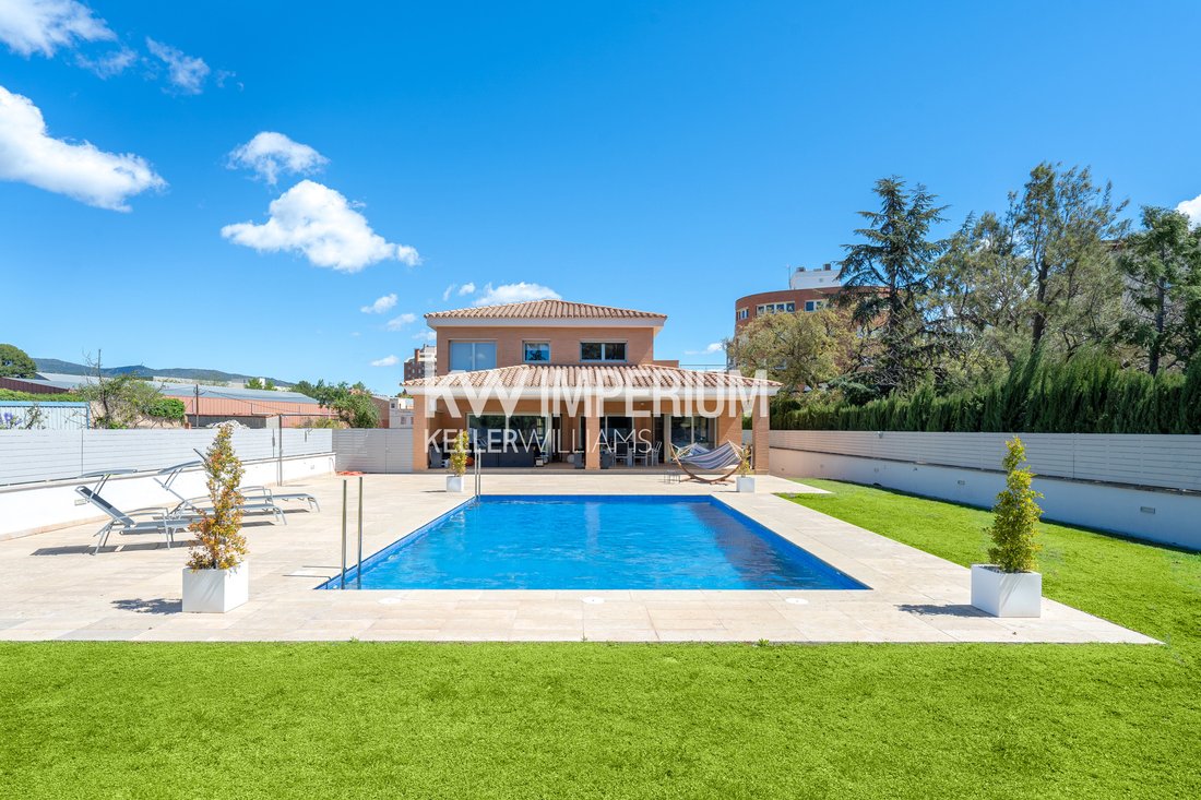 Chalet in Reus, Catalonia, Spain 1 - 14236270