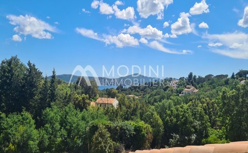 Villa in Grimaud, Provence-Alpes-Côte d'Azur, France 1