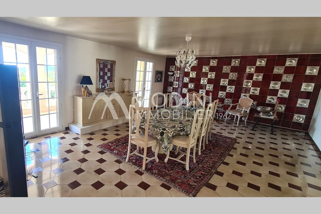 Villa in Grimaud, Provence-Alpes-Côte d'Azur, Frankreich 5 - 14237036