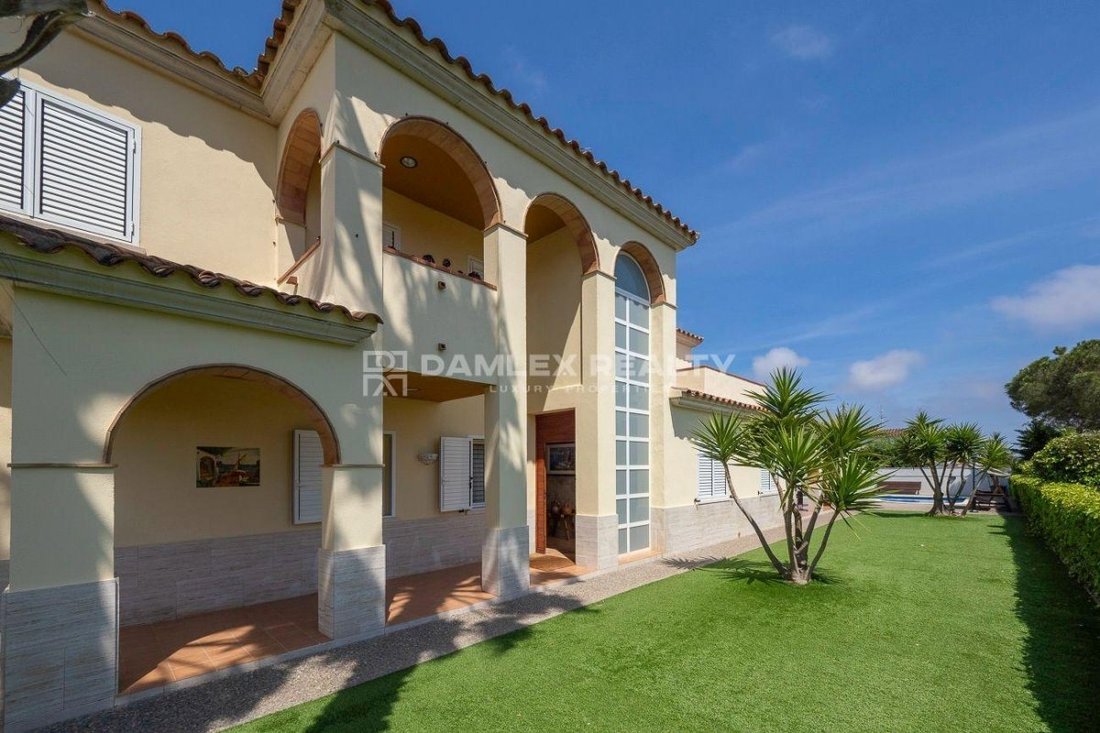 House in Calonge i Sant Antoni, Catalonia, Spain 2 - 14238678