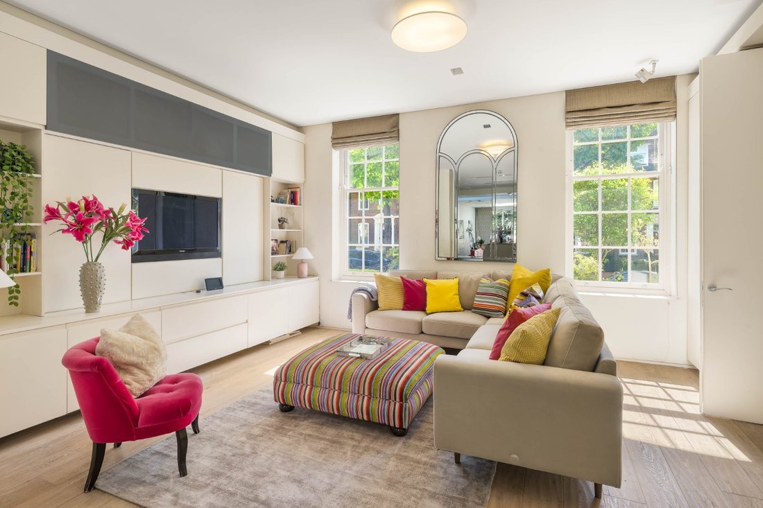 House in Holland Park, Kensington And Chelsea, England 3 - 13941604