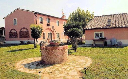 Country House in Ponte ai Pini, Altopascio, Tuscany 1