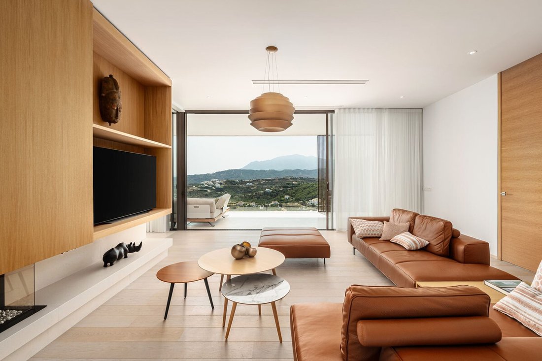 Villa in Benahavis, Andalusia, Spain 5 - 14241794