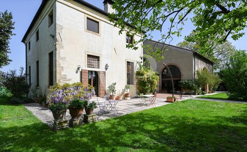 Maisons de campagne à San Bonifacio, Vénétie, Italie 1