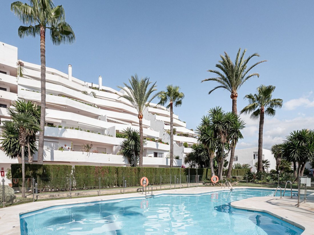 Apartment in Puerto Banus, Marbella, Spain 2 - 14241826