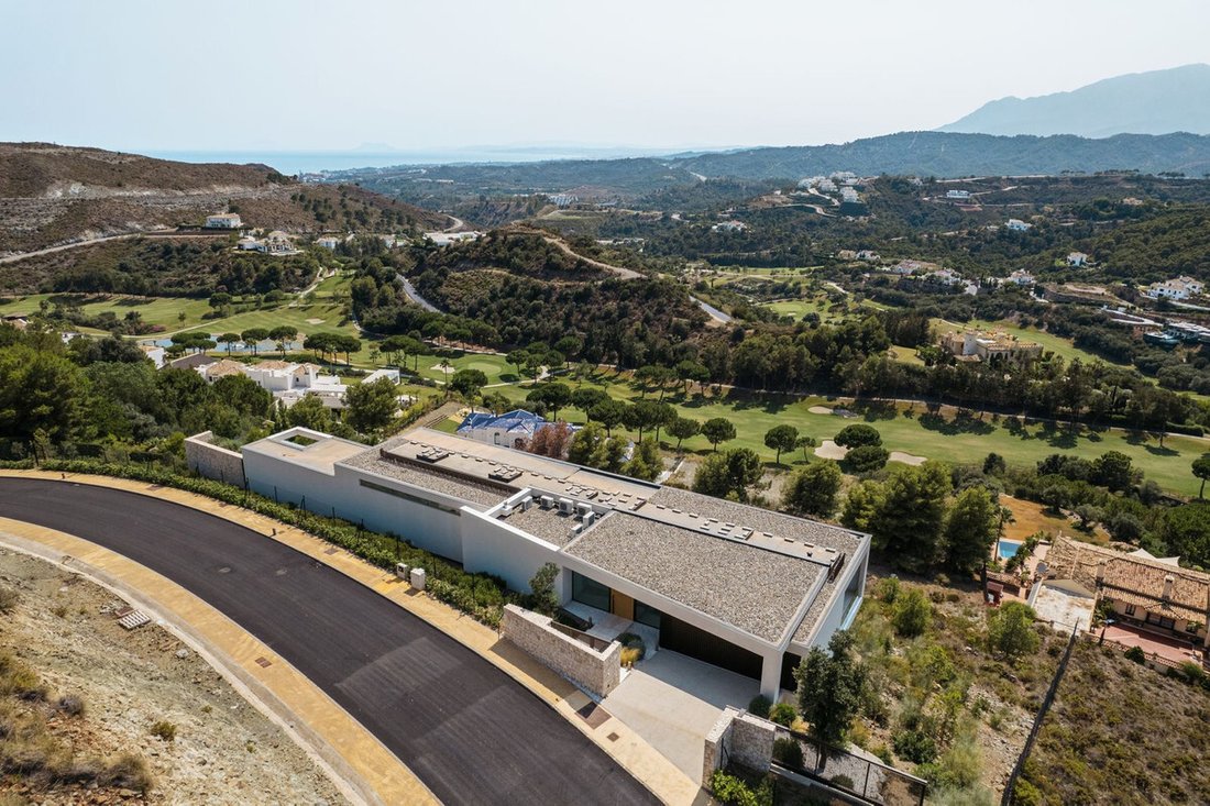 Villa in Benahavis, Andalusia, Spain 4 - 14241794