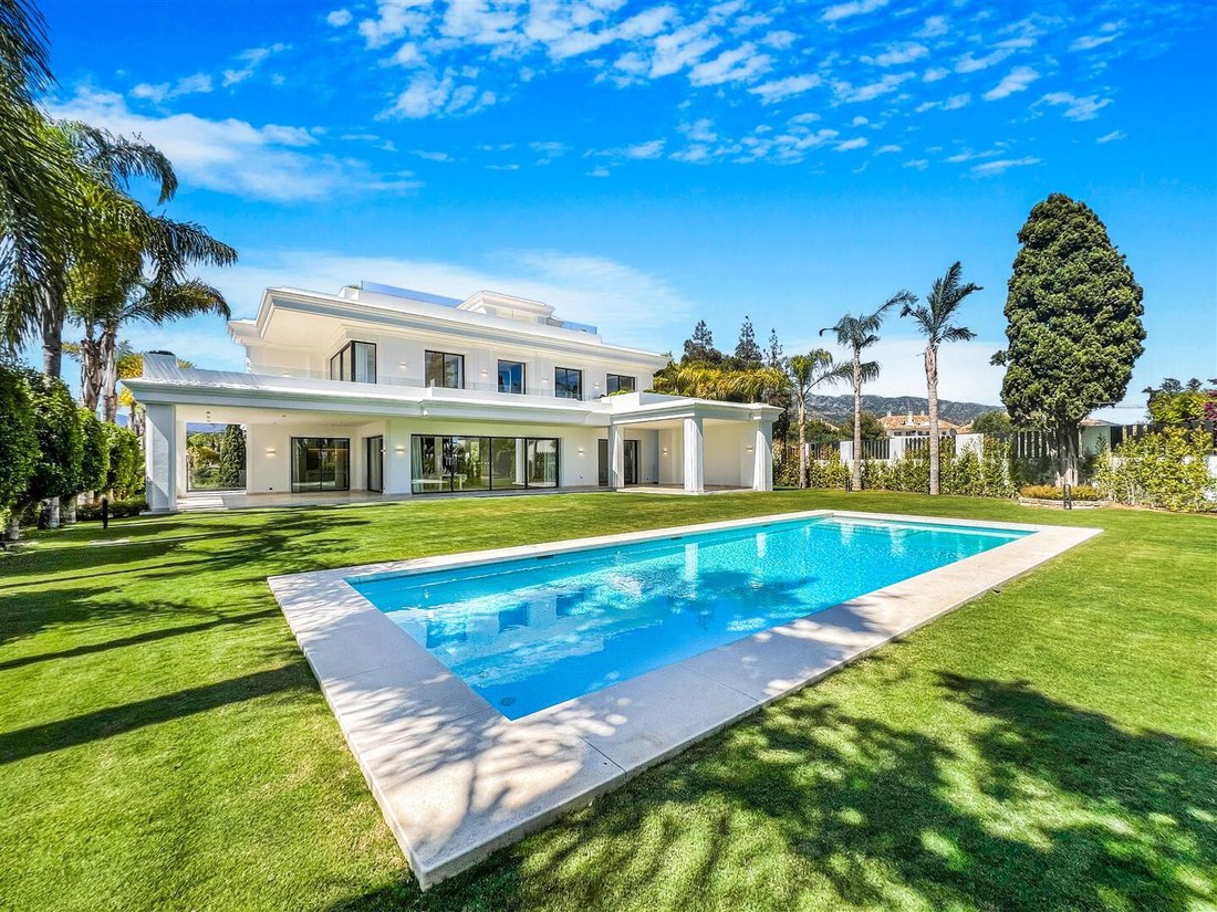 Villa in Marbella, Andalusia, Spain 1 - 11203537