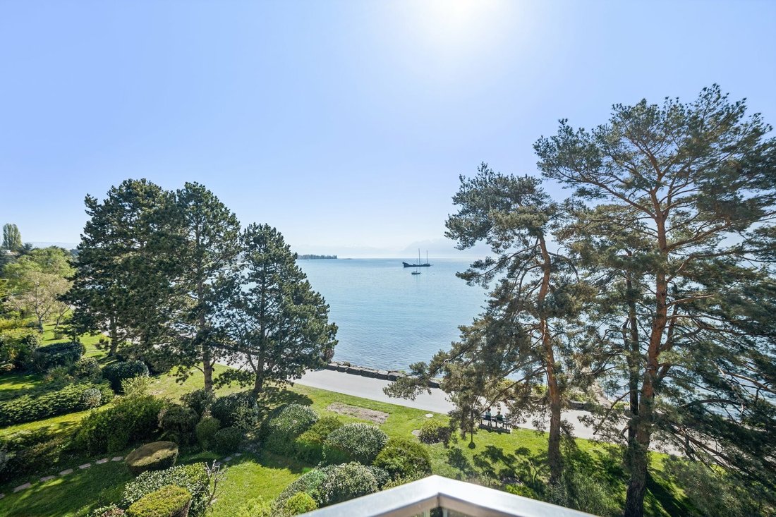 Lovely Waterfront Apartment In Vaud, Switzerland For Sale