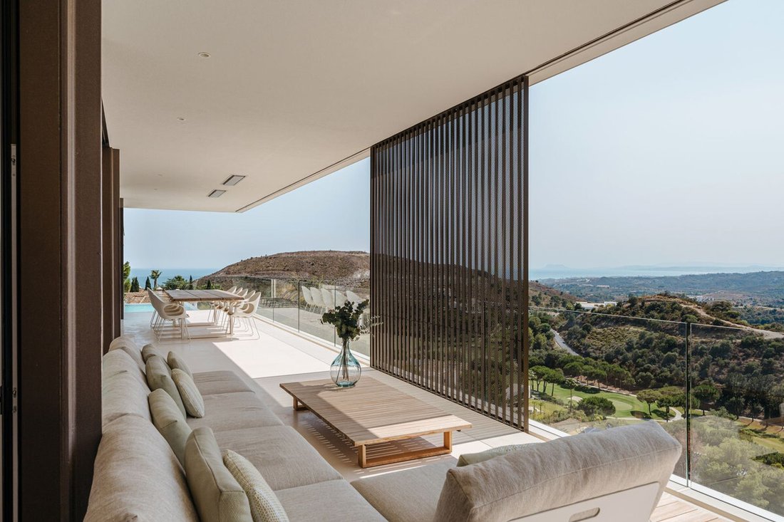 Villa in Benahavis, Andalusia, Spain 2 - 14241794