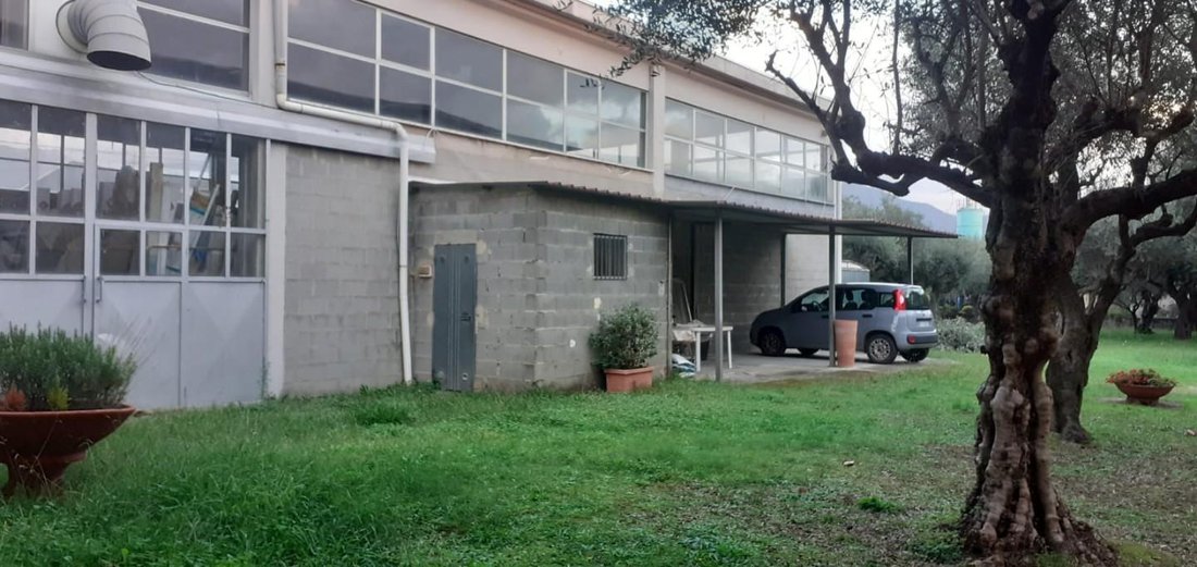 House in Center, Massa, Italy 4 - 14242665