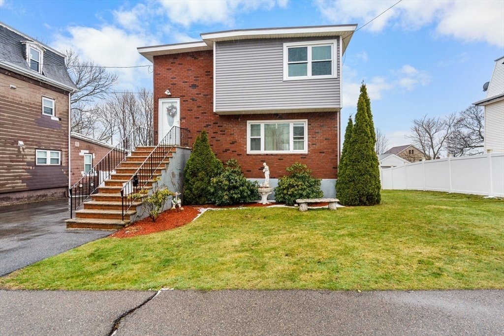 House in Revere, Massachusetts, United States 2 - 14239880