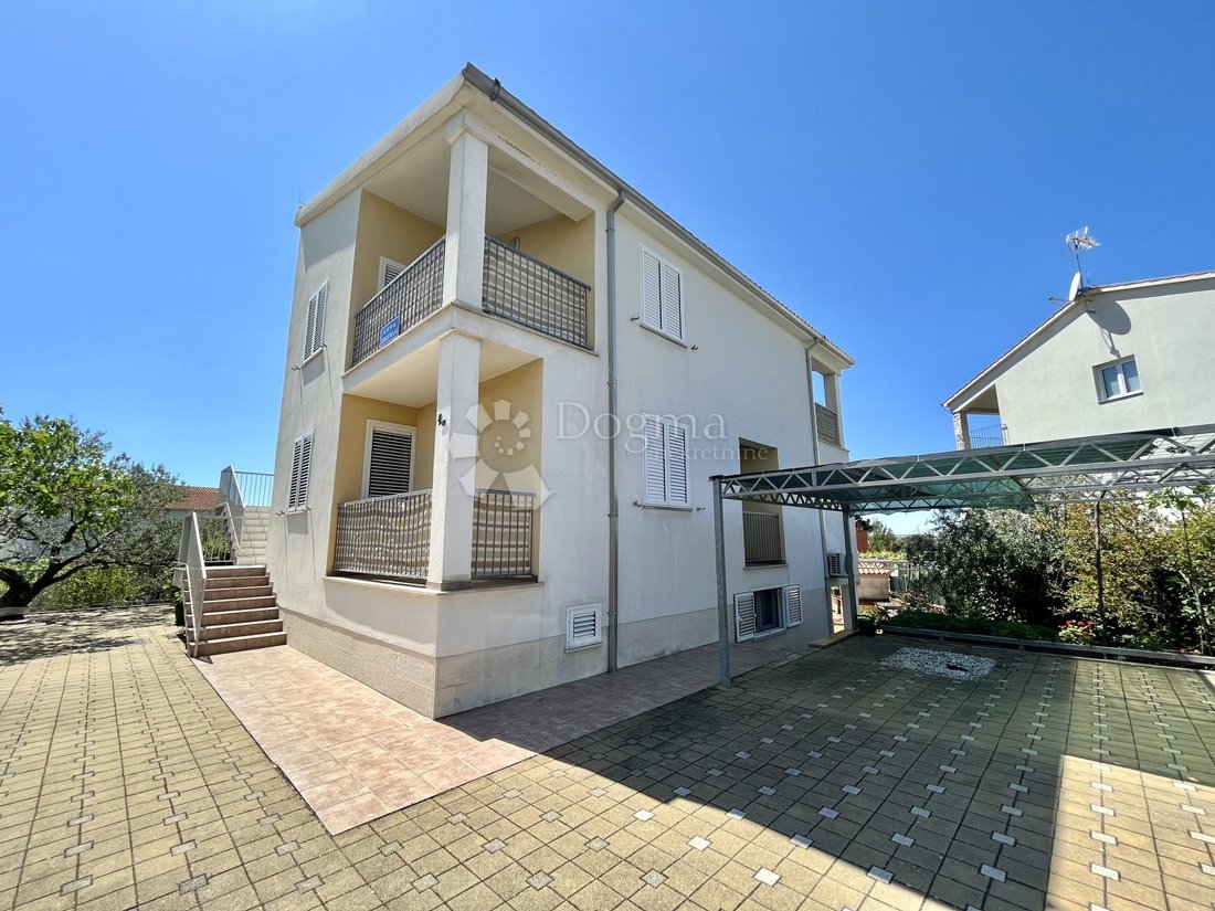 House in Zaboric, Sibenik-Knin County, Croatia 2 - 14241448