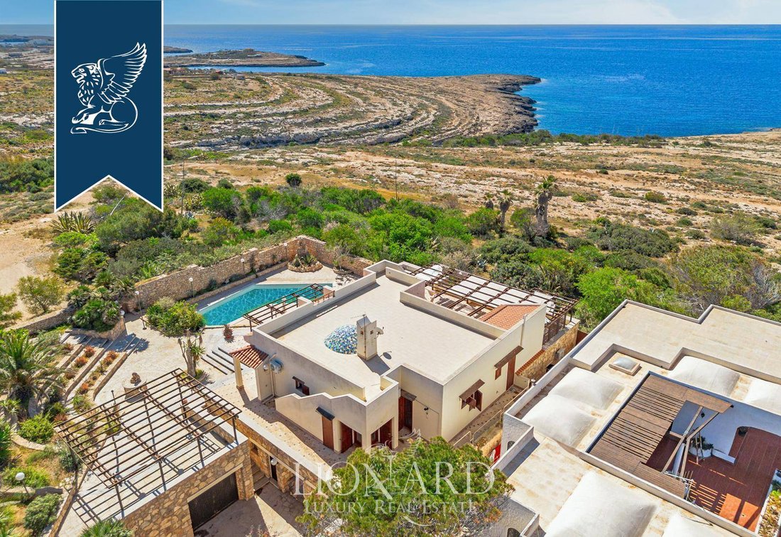 Villa in Lampedusa, Sicily, Italy 4 - 14243504