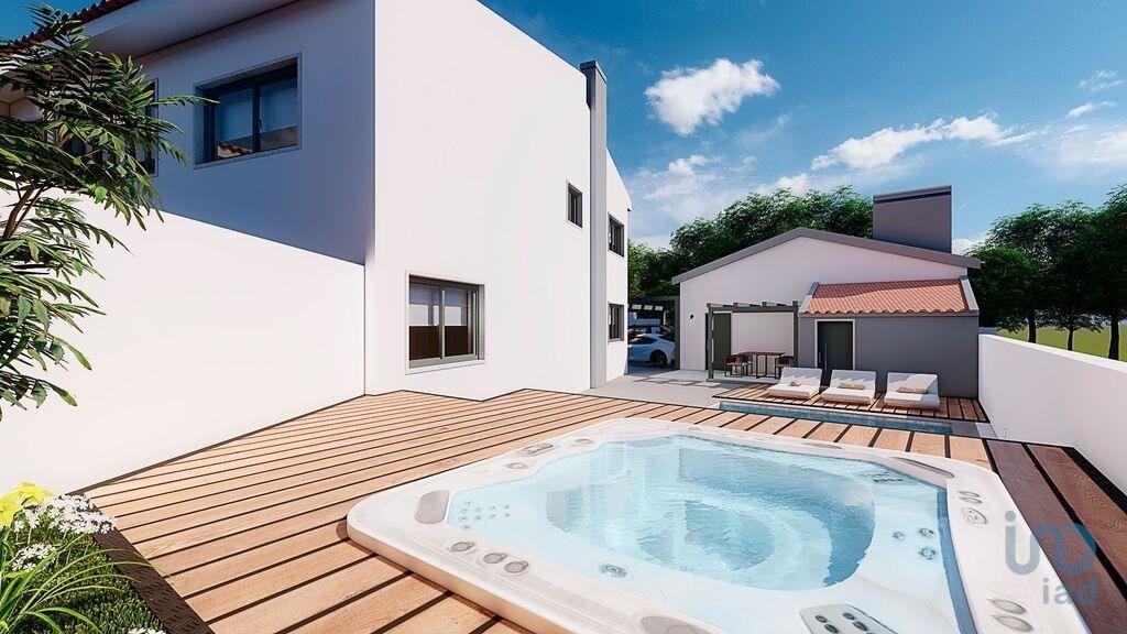 Townhouse in Pedreiras, Leiria District, Portugal 1 - 14244097