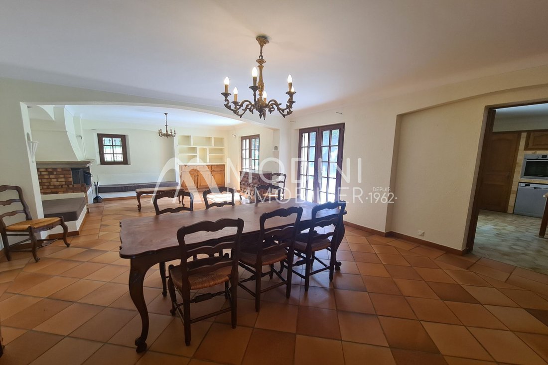 Villa in Ville-Les Saquedes-Le Bouillonnet, Sainte-Maxime, France 2 - 14240483