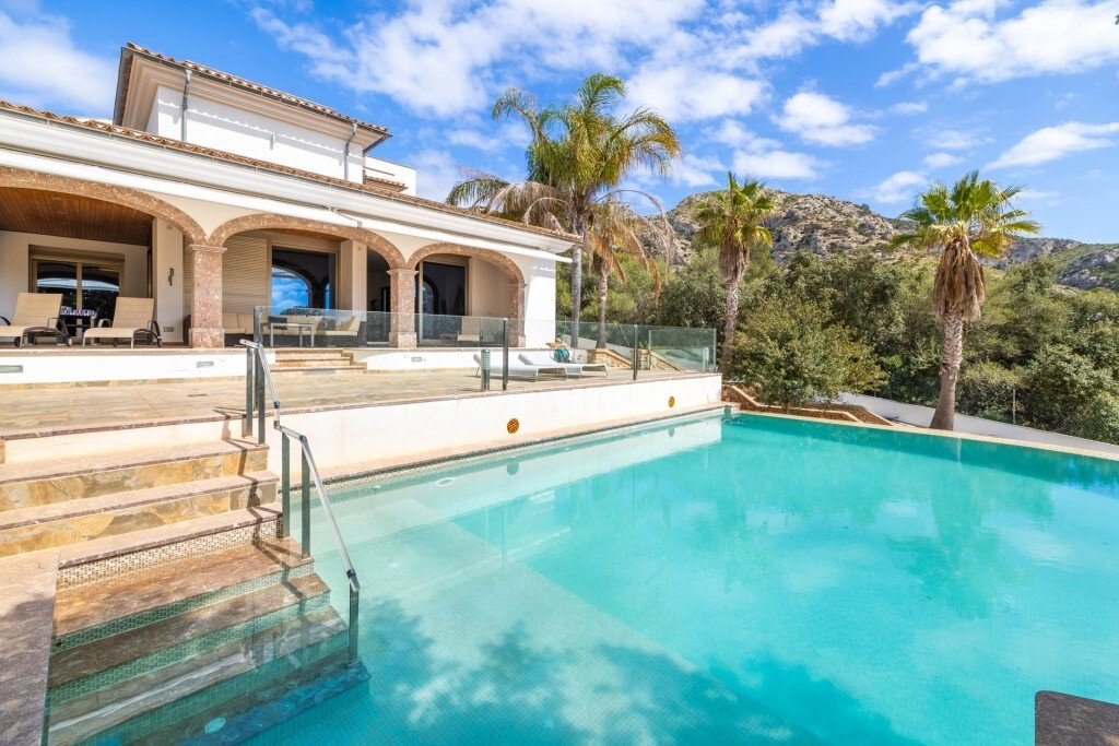 Chalet in Alcudia, Balearic Islands, Spain 1 - 14240252