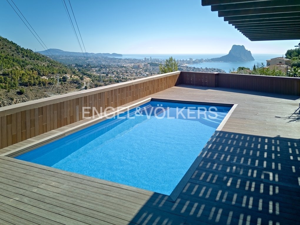 Villa in Calp / Calpe, Valencian Community, Spain 1 - 14240356