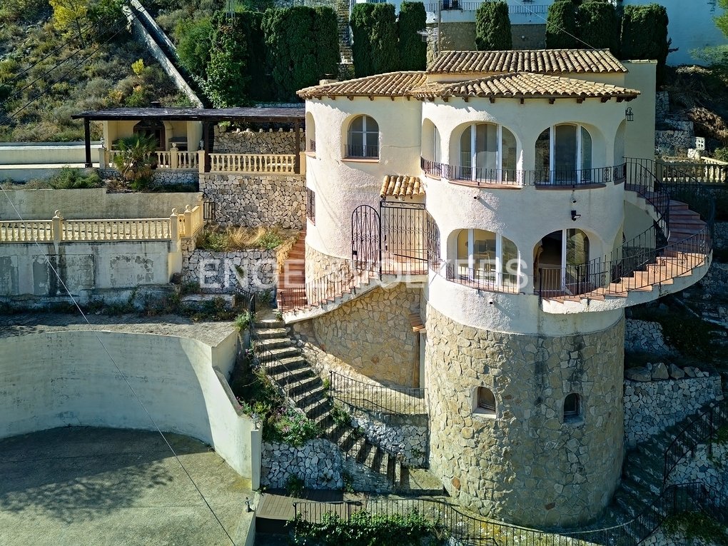 Villa in Calp / Calpe, Valencian Community, Spain 2 - 14240356