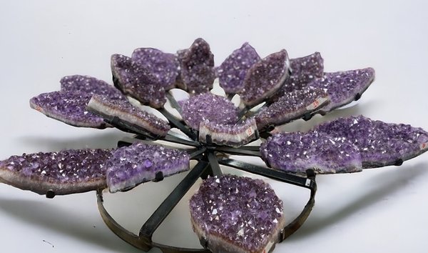 The 'Pantalla de Luz' Amethyst Lotus Flower Light Display on Revolving Stand (14155089)