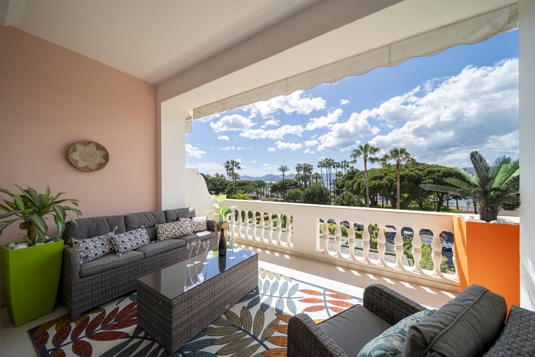 Apartment in Saint Nicolas, Cannes, France 2 - 14049956