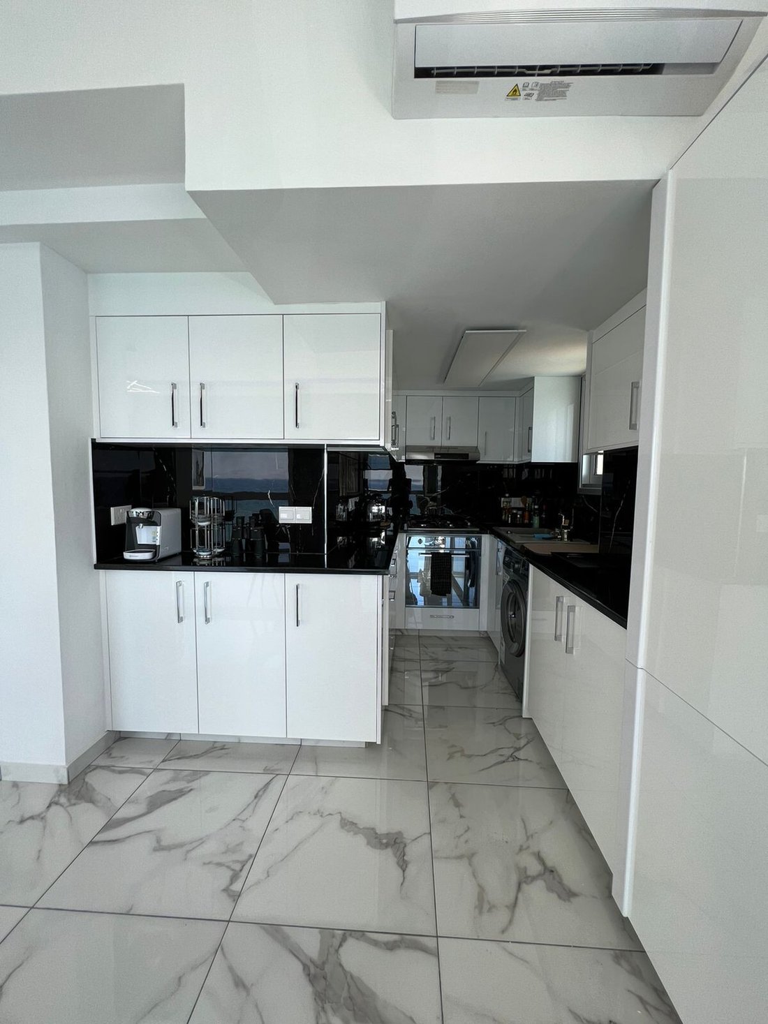 Appartamento a Germasogeia, Distretto di Limassol, Cipro 1 - 14244523