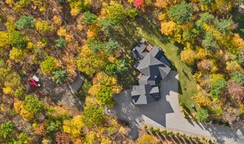House in Cantley, Quebec, Canada 1