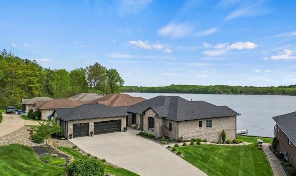 Extraordinary Villa Style Home In Columbiana, Ohio, United States For