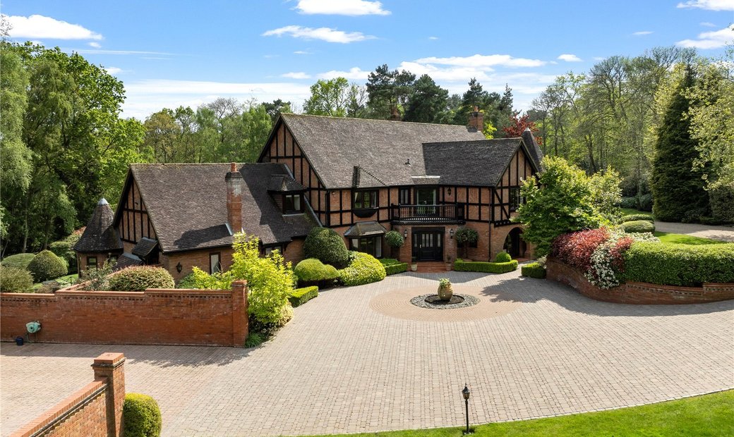 Prince Albert Drive, Ascot, Berkshire In Winkfield Row, England, United