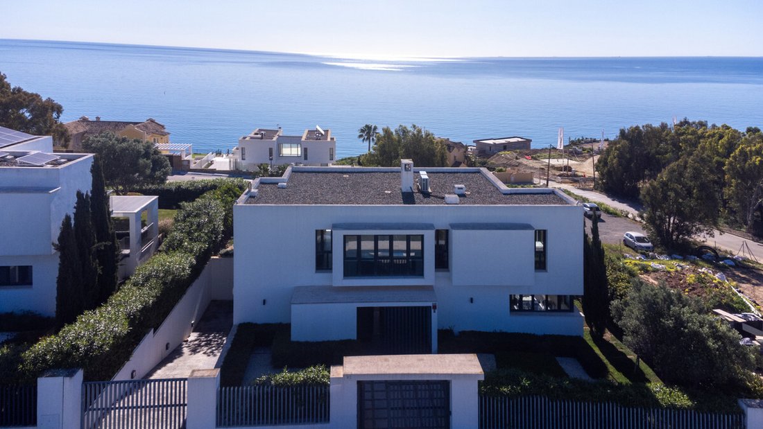 House in Puerto de la Duquesa, Andalusia, Spain 4 - 13829851