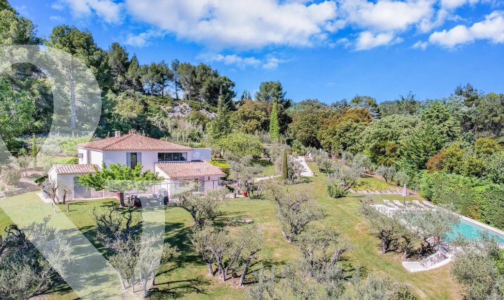 Paradou House In Paradou, Provence Alpes Côte D'azur, France For Sale (14245809)