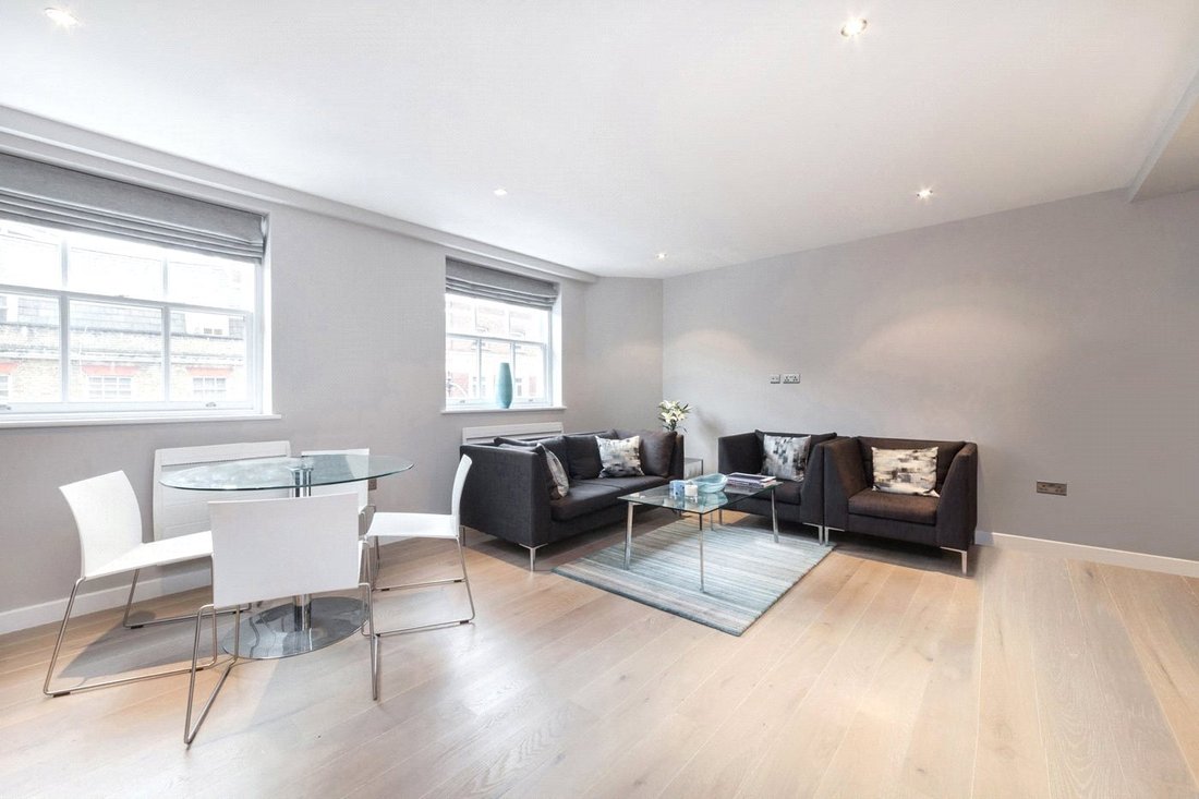 Apartment in Fitzrovia, Camden, England 1 - 14249518