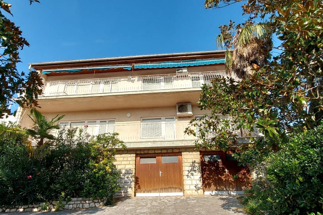 Villa in Grad Crikvenica, Primorje-Gorski Kotar County, Croatia 2 - 14254362
