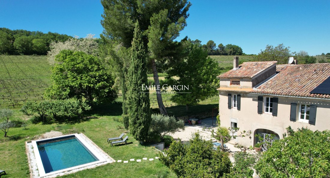 Villa in La Tour-d'Aigues, Provence-Alpes-Côte d'Azur, France 2 - 14254457