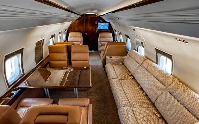 BOMBARDIER CHALLENGER in Scottsdale 5 - 14192067