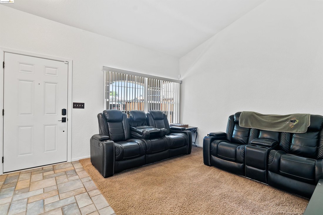 1020 Appalosa Way, Tracy, California 95376 En Tracy, California