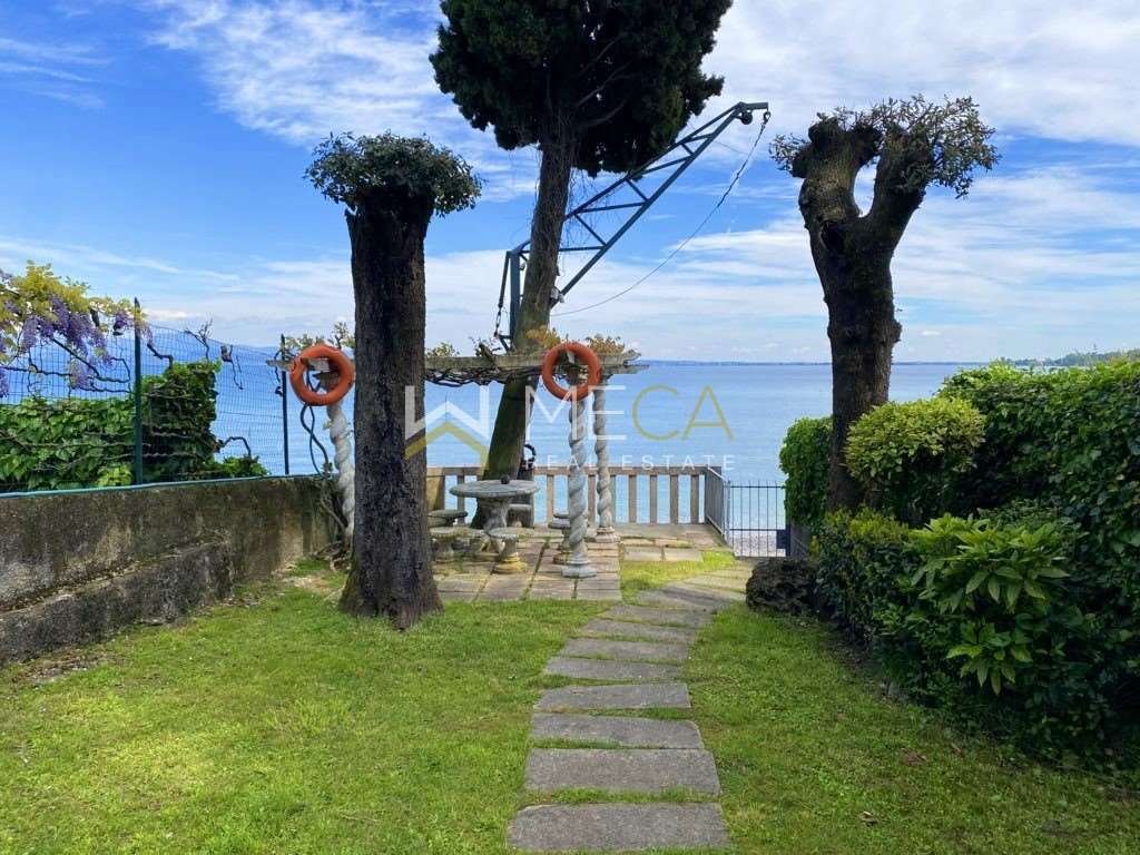 Apartment in Padenghe sul Garda, Lombardy, Italy 2 - 14253399
