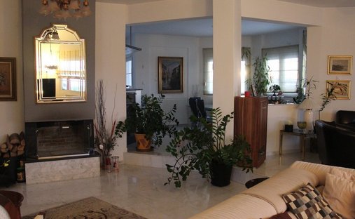 Villa in Thermaikos, Macedonia and Thrace, Greece 1