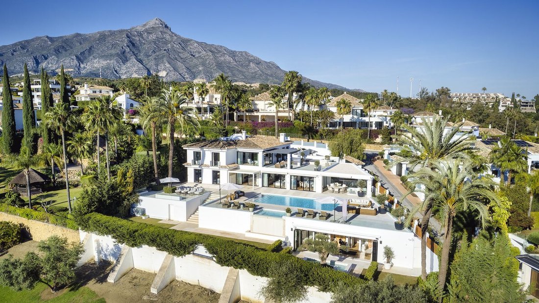 Villa in Puerto Banus, Marbella, Spain 1 - 14252287