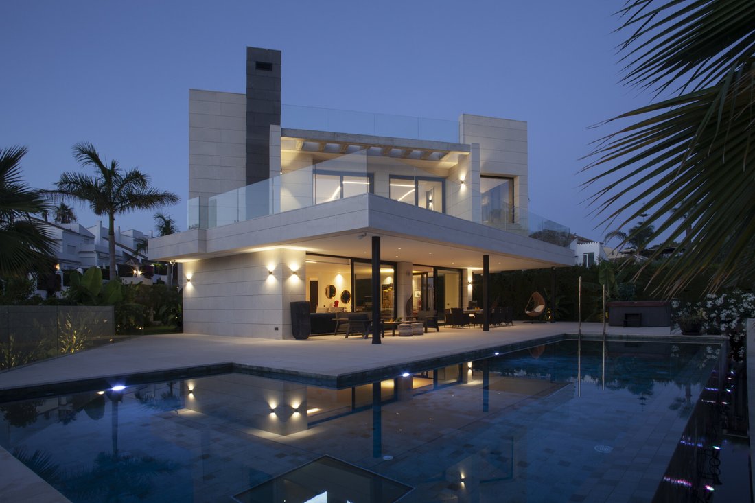Villa in Nueva Andalucia, Marbella, Spain 1 - 13856927